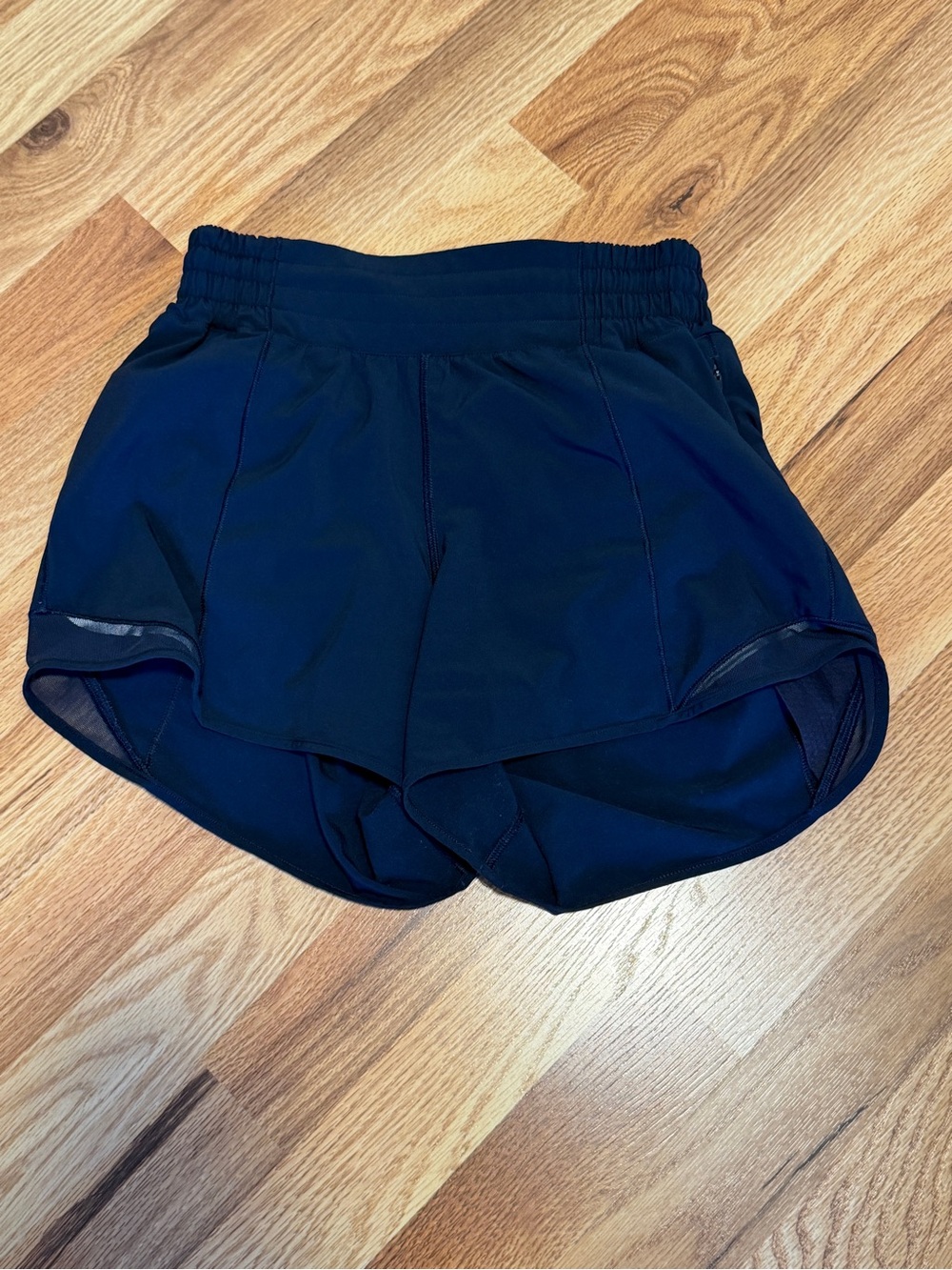 lululemon hotty hot high rise 4” - navy